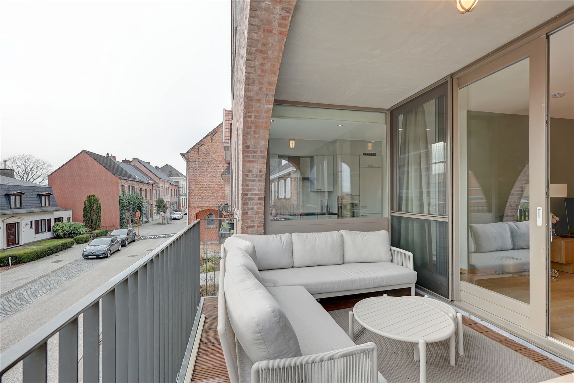 Appartement met twee slaapkamers en terras foto 20