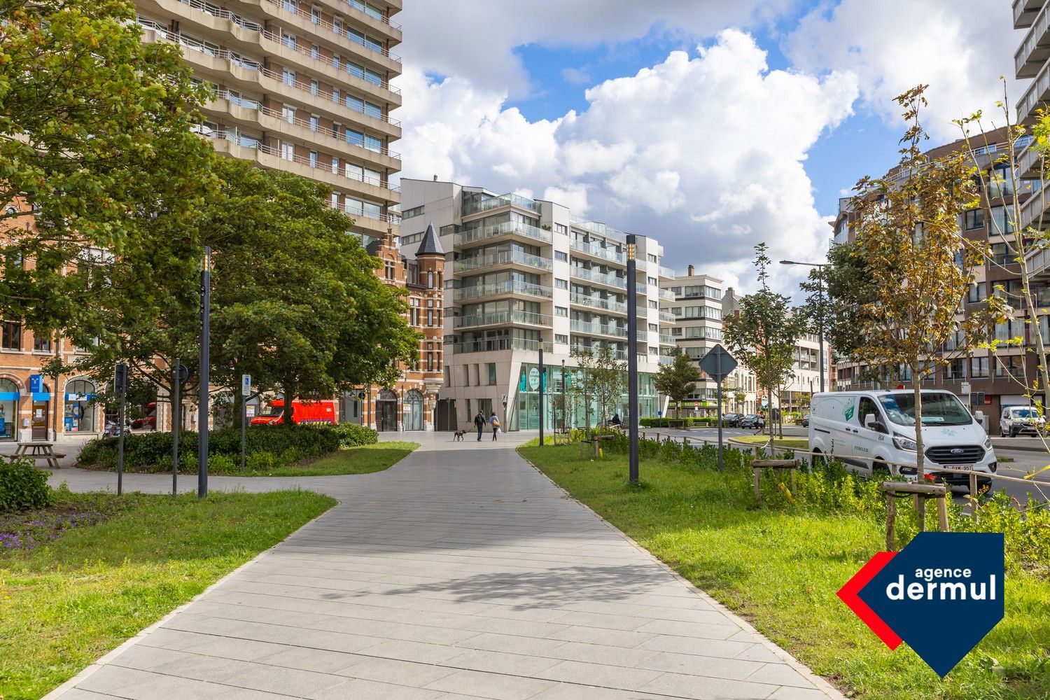 Commerciële ruimte te koop Graaf de Smet de Naeyerlaan 4 - 8400 Oostende