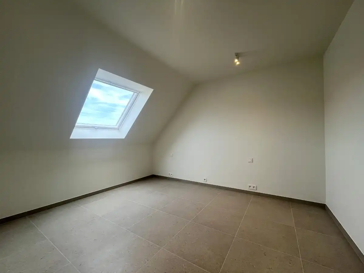 Geluveld  - Modern dakappartement met 3 slaapkamers en garage foto 9