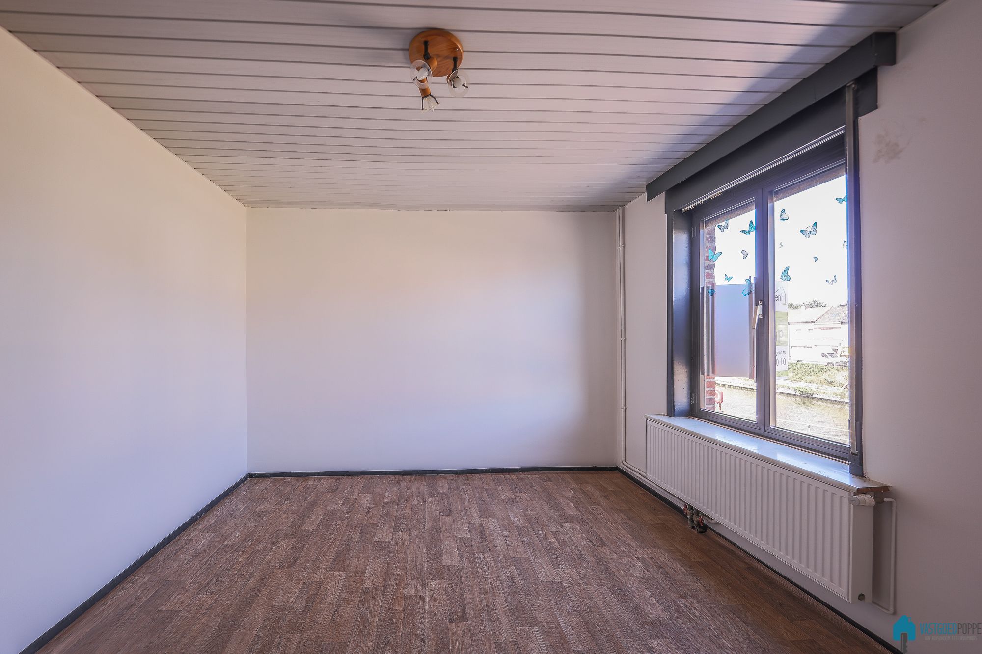 EENGEZINSWONING MET RUIME KOER – GOED GELEGEN foto 15