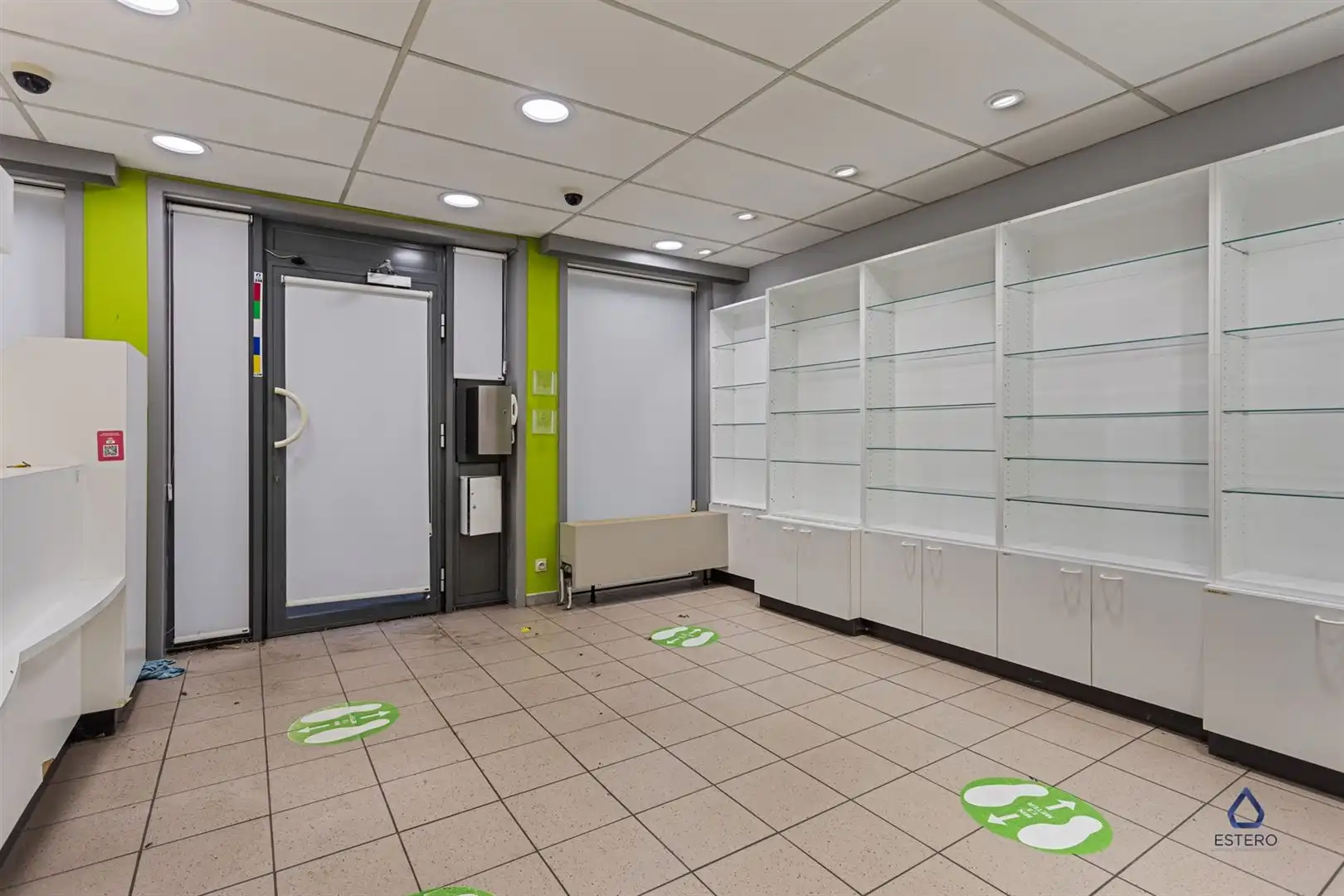 Ruime handelswoning met 3 slaapkamers foto 3