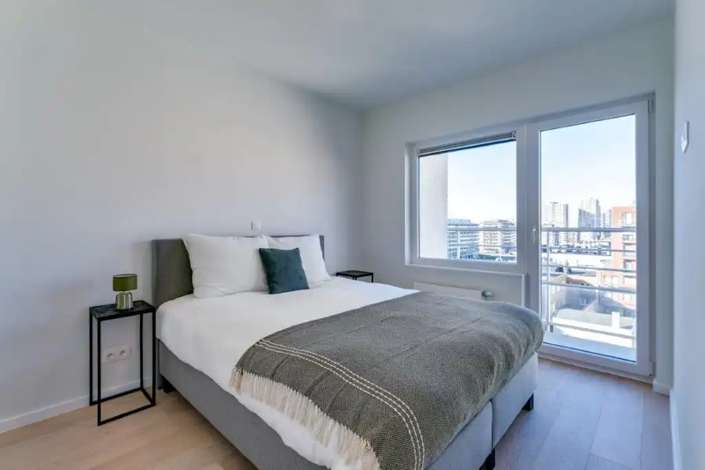 LUXUEUS GERENOVEERD 2 SLPK APP - ZIJDELINGS ZICHT OP ZEE foto 12