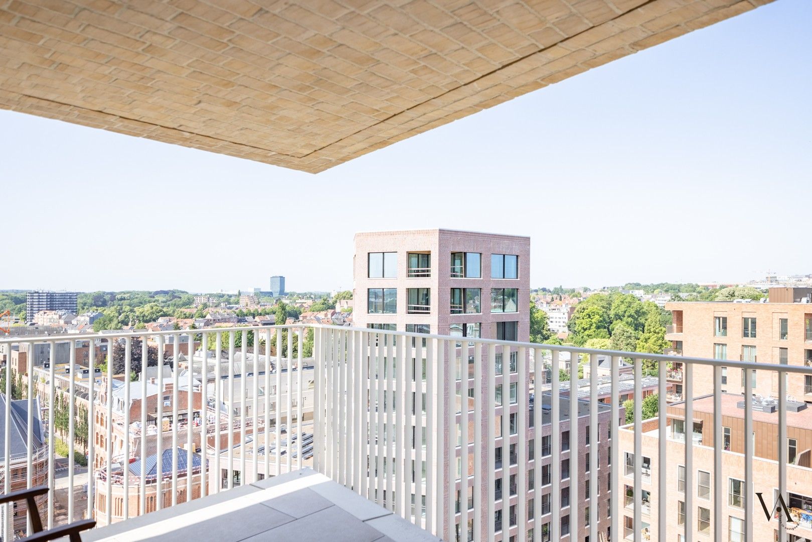 Nieuwbouwappartement met 2 slaapkamers en ruim terras foto 6