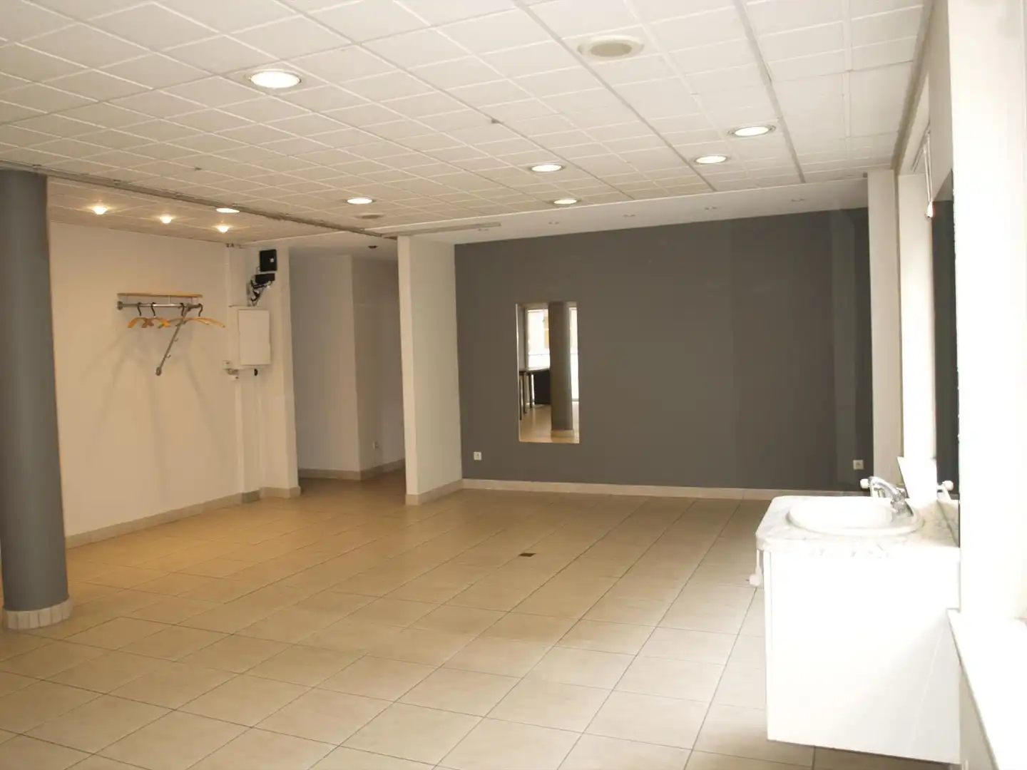 Commerciële ruimte te koop Sebastiaan Nachtegaelestraat 9 -/01 - 8300 Knokke