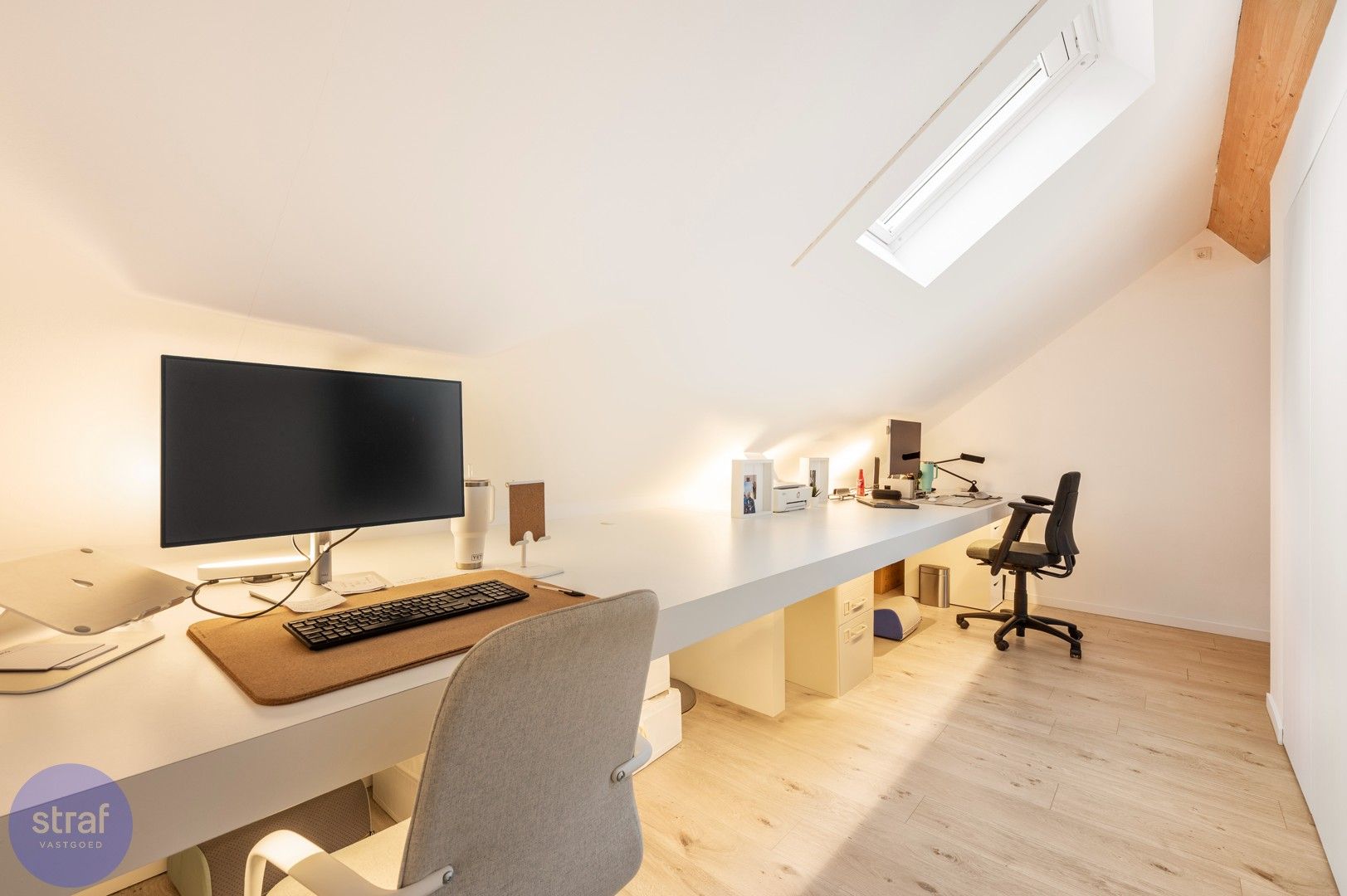 Moderne woning met leuke tuin op Regatta foto 20