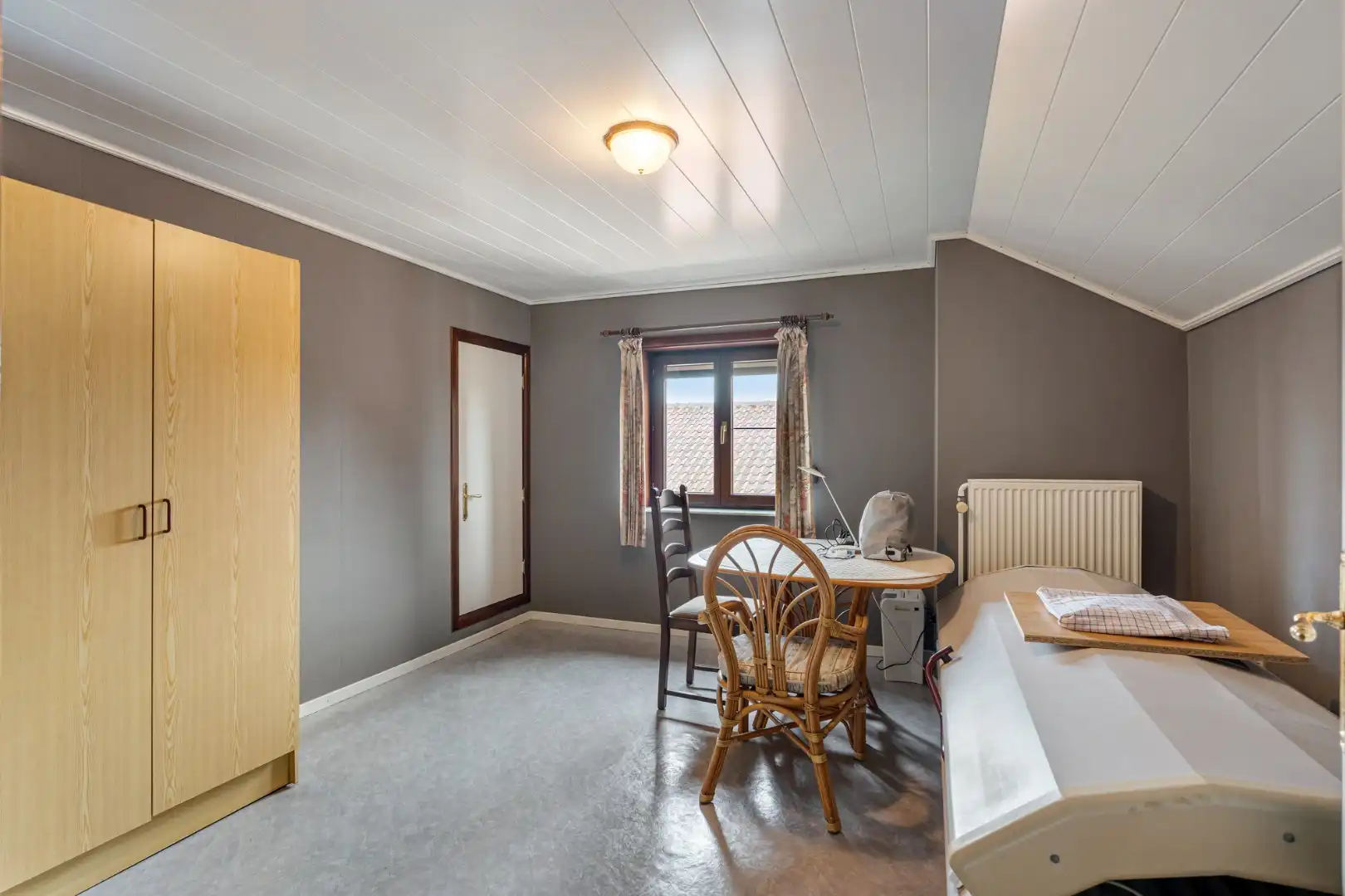 Verzorgde gezinswoning op een perceel van 9a08ca, gebouwd in 1988 op een rustige locatie nabij het centrum van Neeroeteren!  foto 32