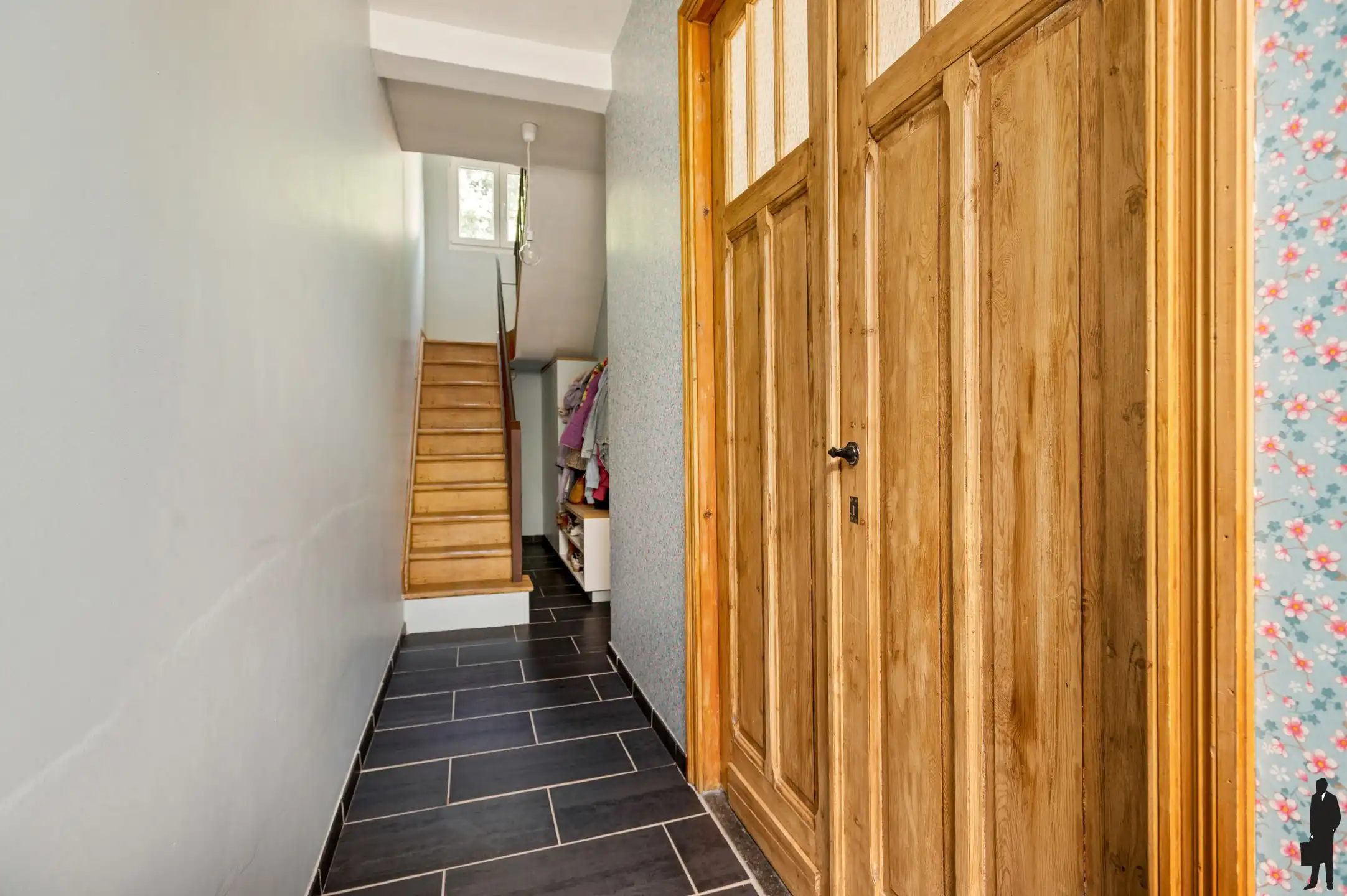 Instapklare charmante woning met ingericht bijgebouw foto 15