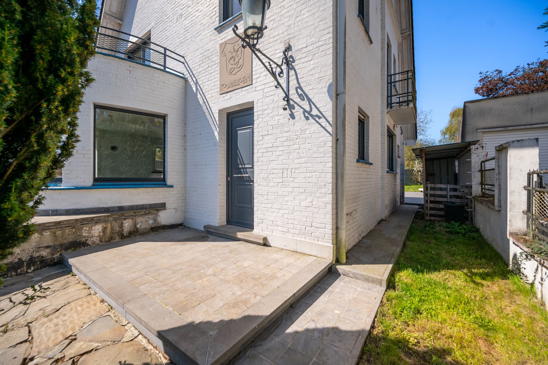Gerenoveerde, karaktervolle villa met bouwgrond foto 4