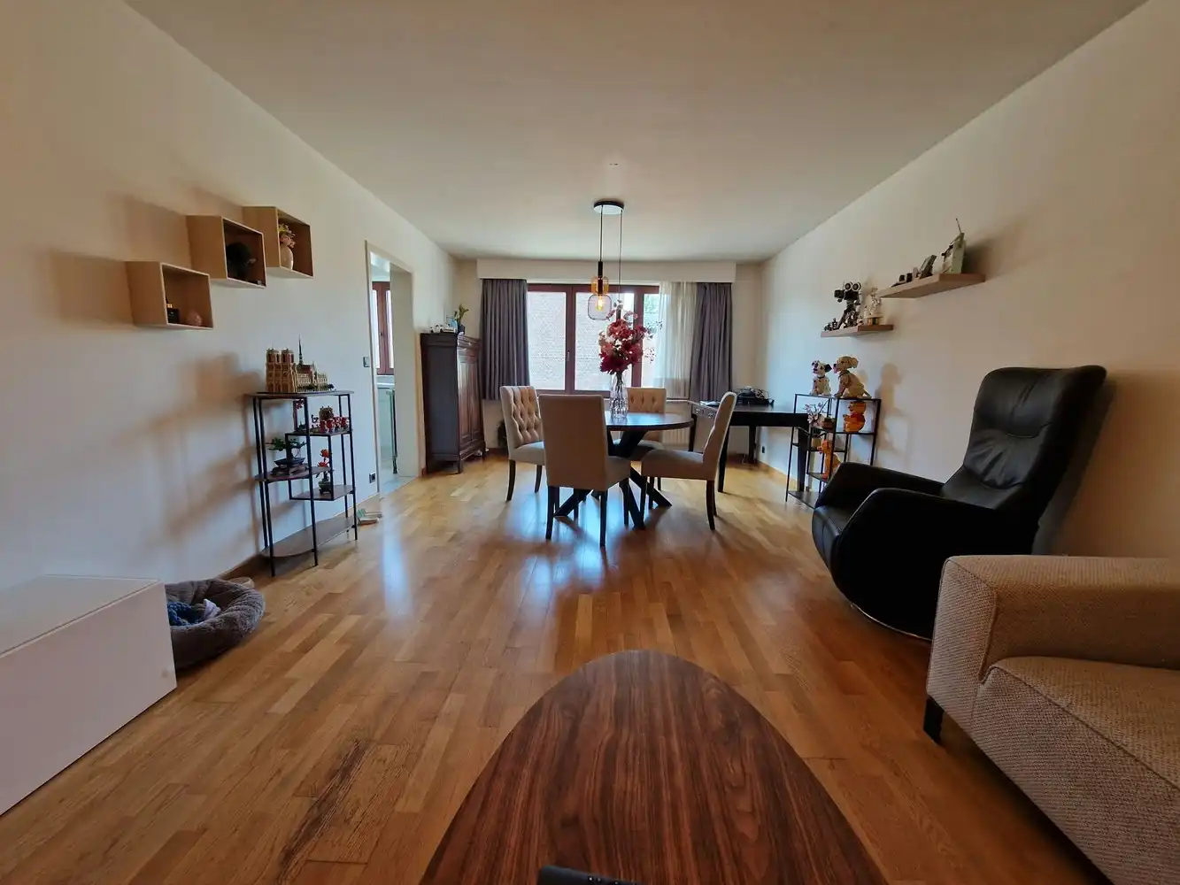 Ruim gelijkvloers appartement met 2 slaapkamers te huur in Lanaken foto 4