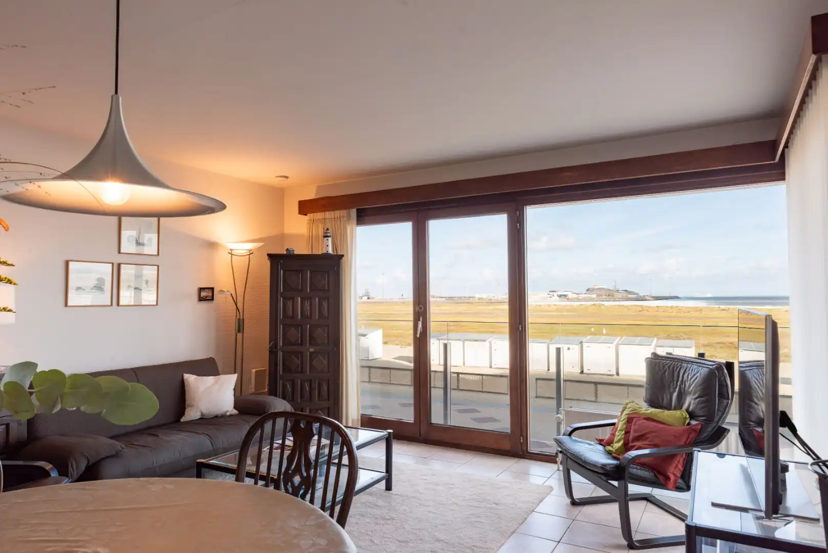 Hoek-appartement met fantastisch zeezicht foto 2