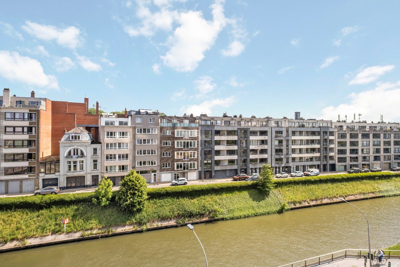 Tof appartement met prachtig uitzicht over het water. foto 16