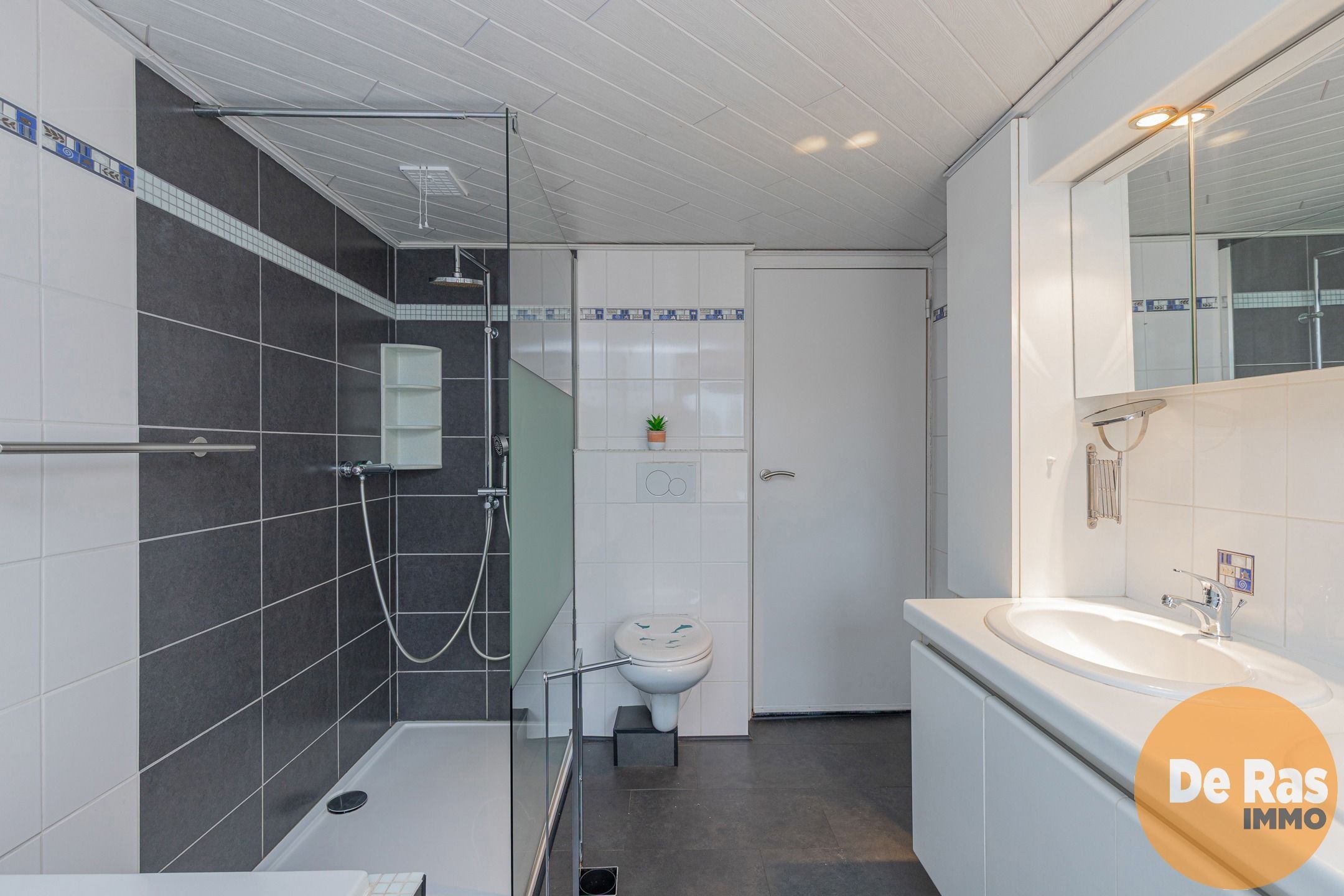 AAIGEM - Charmante instapklare woning met garage en tuin foto 19