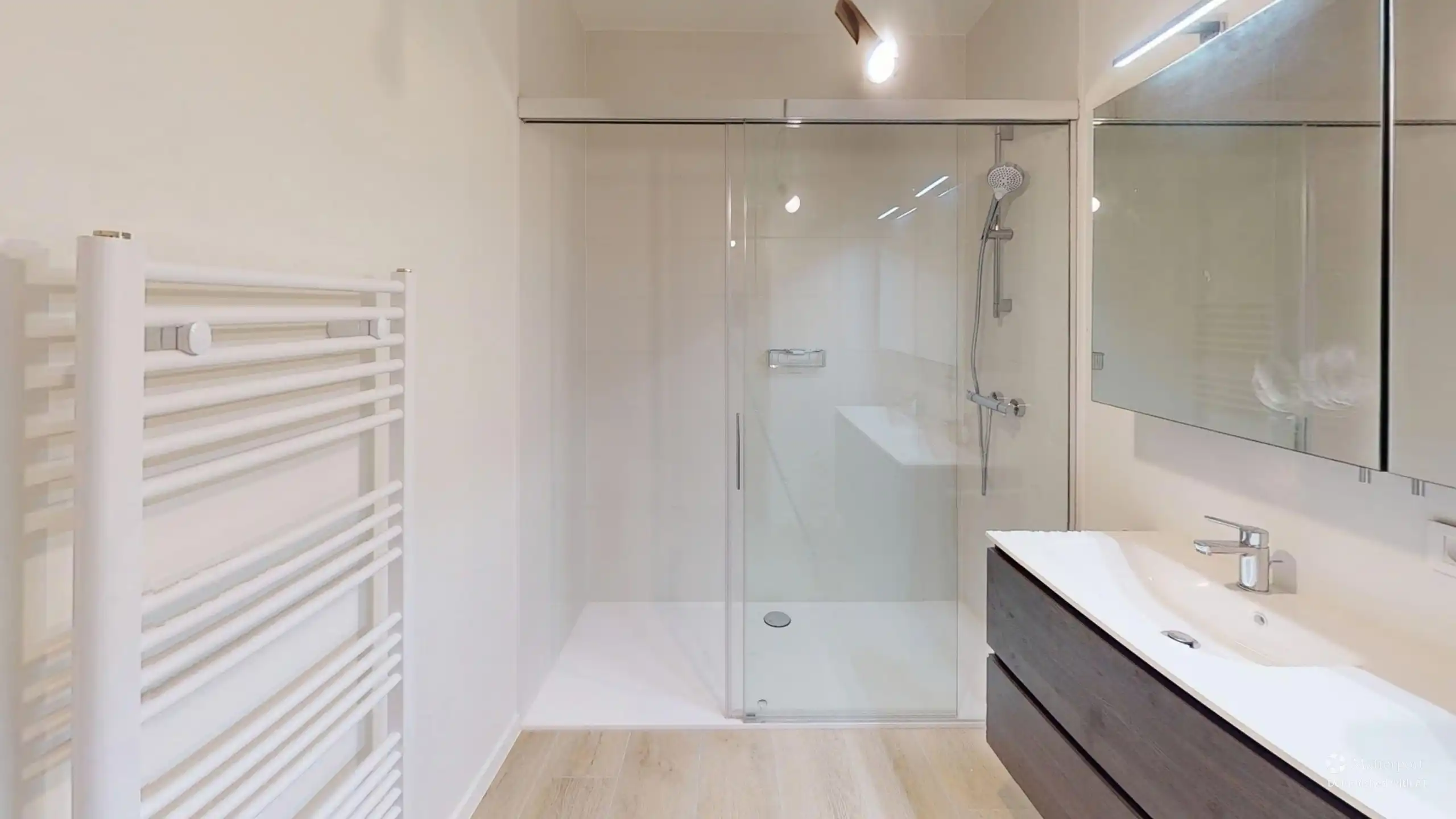 LINKEROEVER - Nieuw appartement met frontaal waterzicht  foto 9