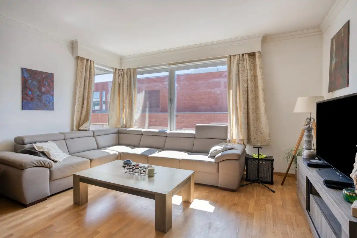 Op te frissen appartement met garage en kelderberging op toplocatie aan de stadsrand van Tongeren foto 3