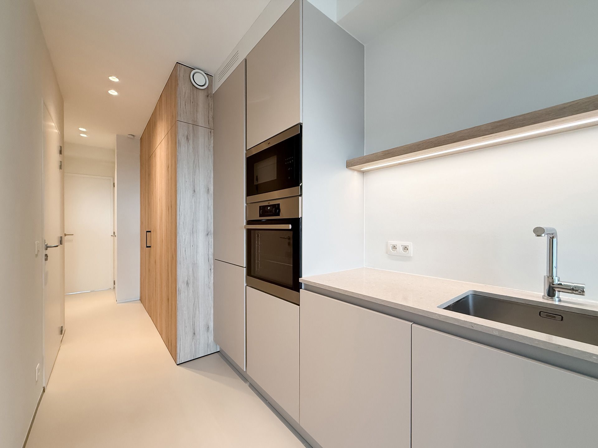 Stijlvol en lichtrijk appartement op toplocatie in het Zoute foto 7