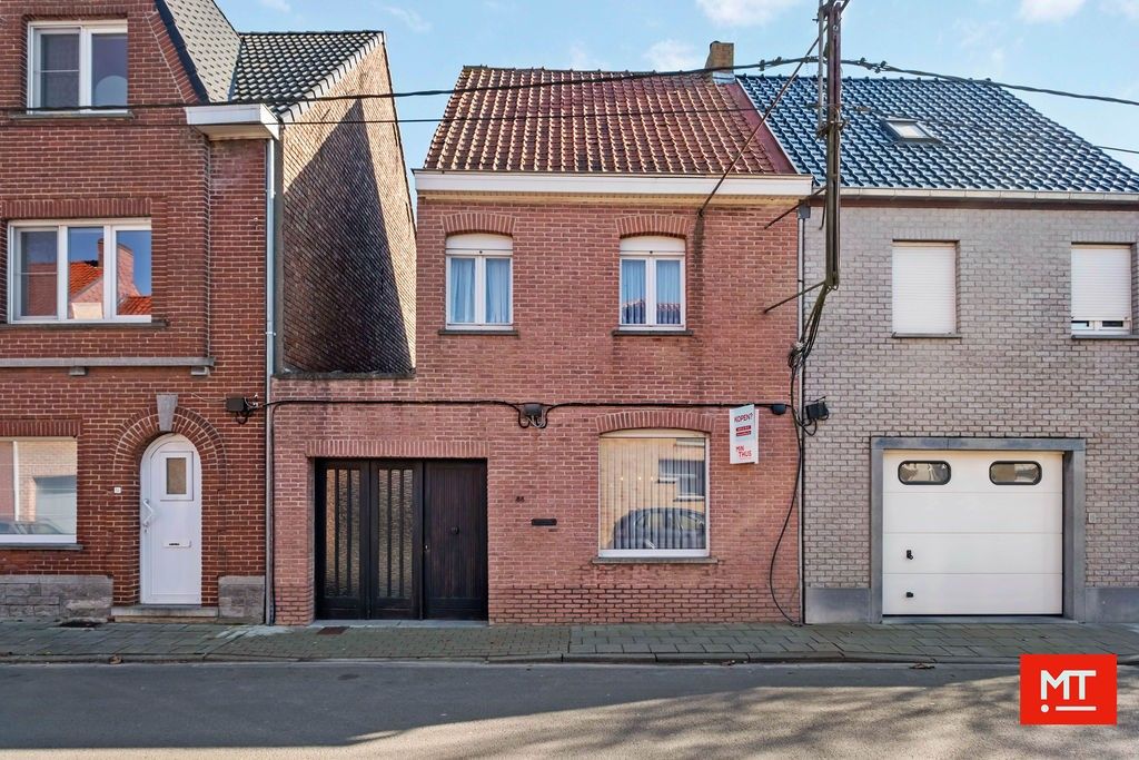 Te renoveren woning in een rustige buurt te Geluwe foto 13
