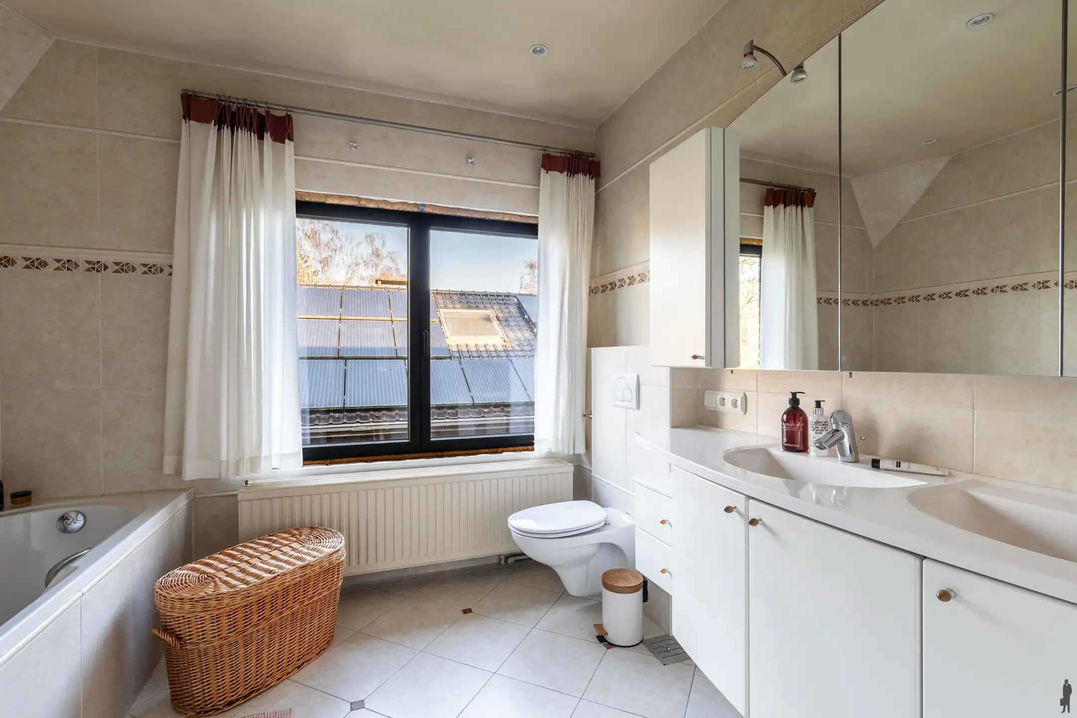 Karaktervolle 70’s villa op 910 m² met 4 slpk in Schilde! foto 23