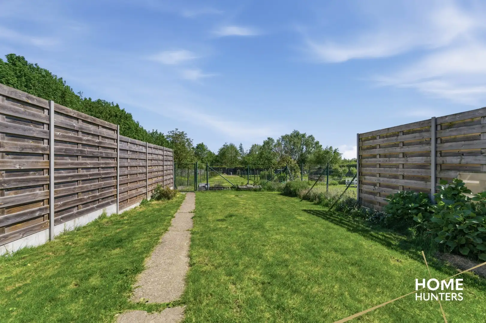 Te renoveren woning met 3 slaapkamers en gigantische tuin in Aalbeke foto 25