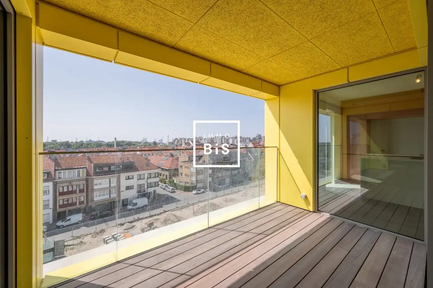 West-georiënteerd twee slaapkamer appartement met ruim terras foto 5