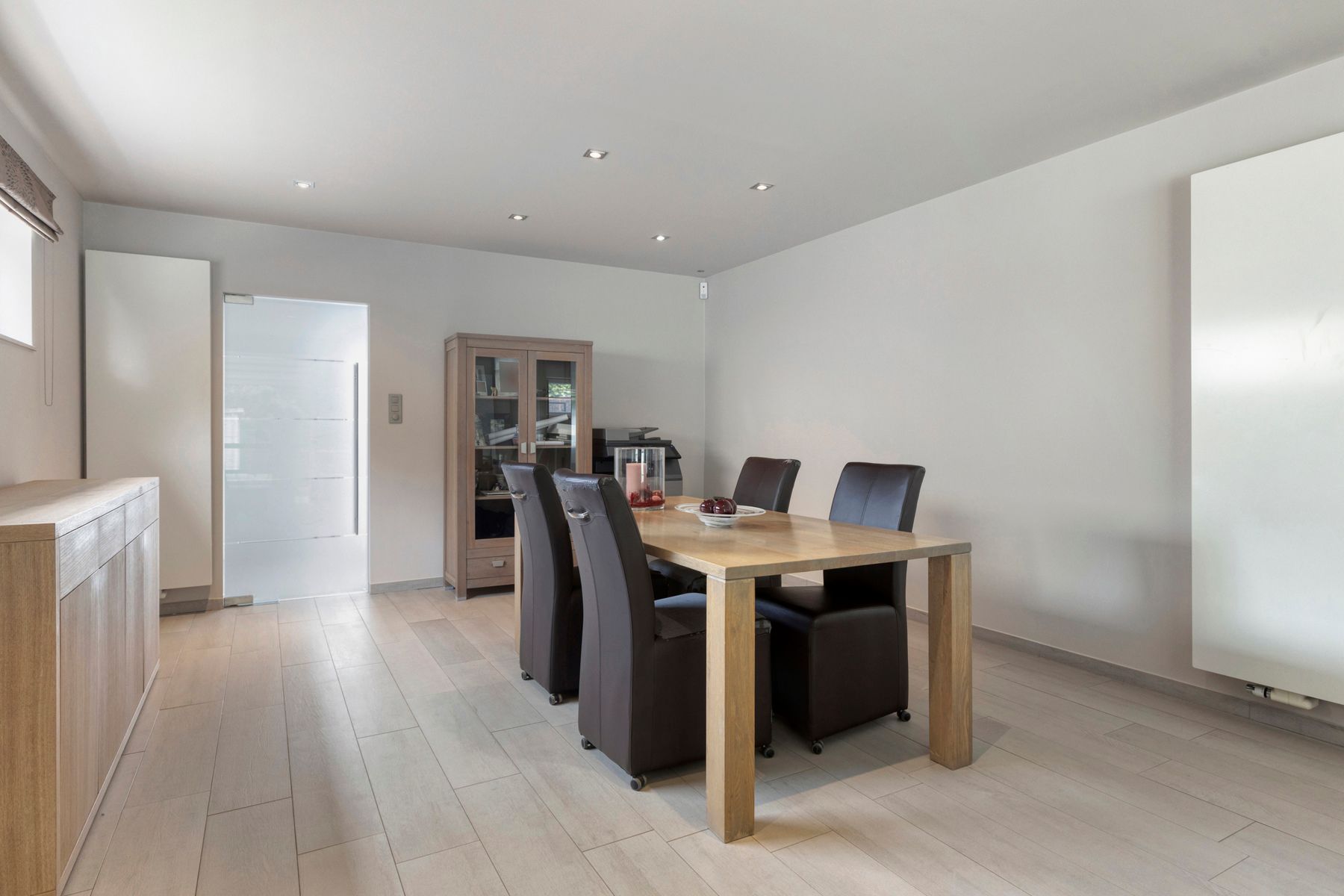 Ruime en instapklare 3-gevelwoning in rustige omgeving foto 7