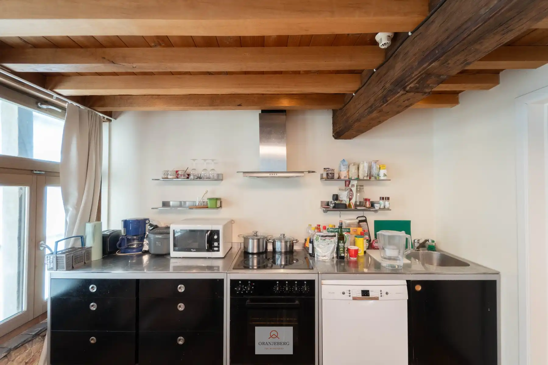 Charmant duplex appartement met ruim terras op toplocatie in het centrum foto 6