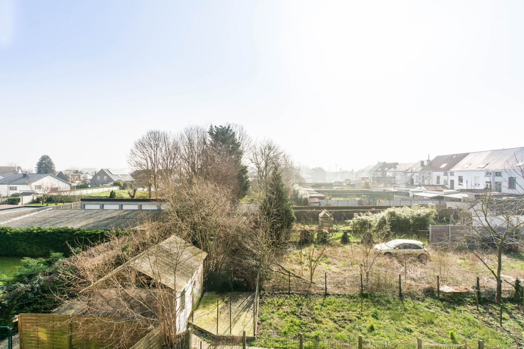 Instapklaar appartement met terras, ruime garage en kelder foto 9