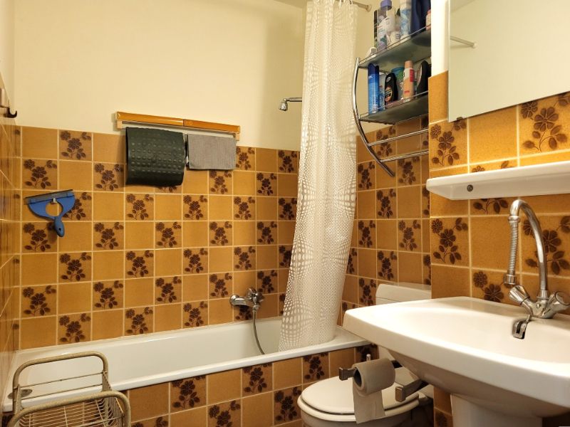 Centraal gelegen studio met slaaphoek te koop foto 4