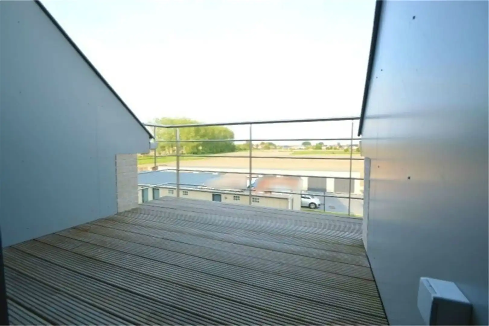 Prachtig Duplex appartement (106 m2) gelegen op het 2de verdiep te Dendermonde (Baasrode). foto 3