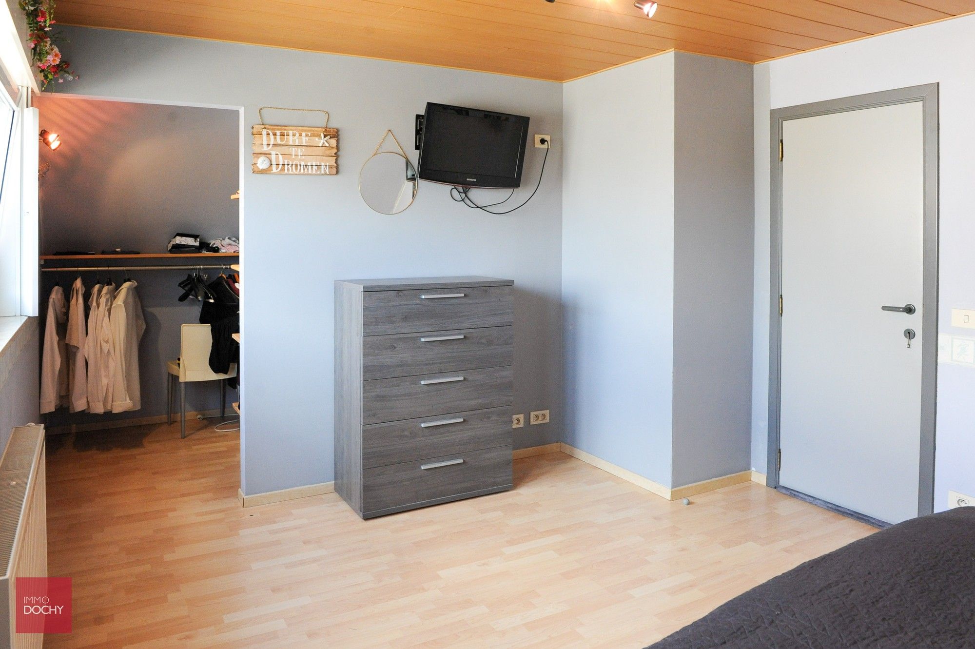 Hedendaagse villa in rustige wijk | Milleniumstraat foto 10