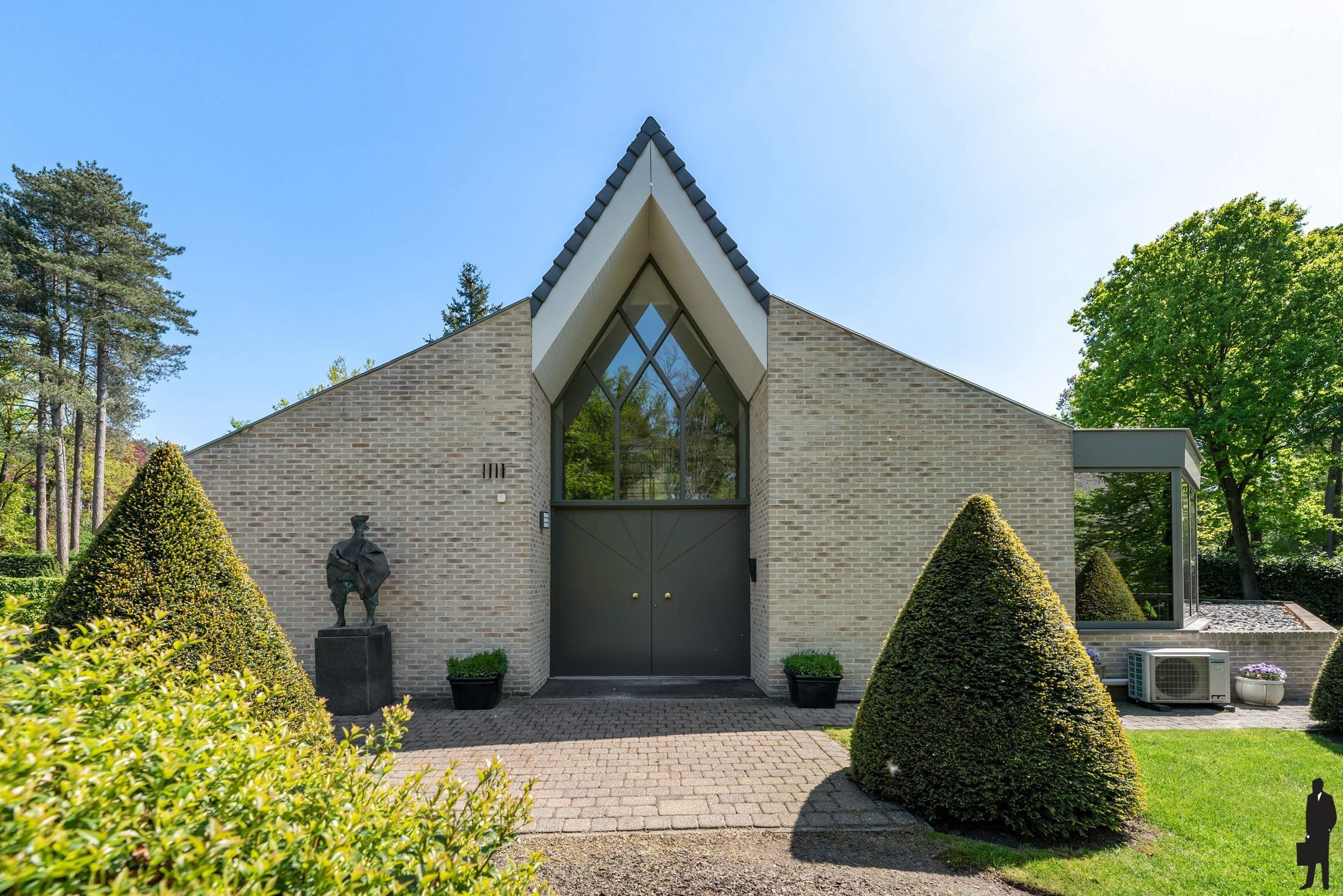 Residentiële villa op hoekperceel van ca. 2.452m² foto 38