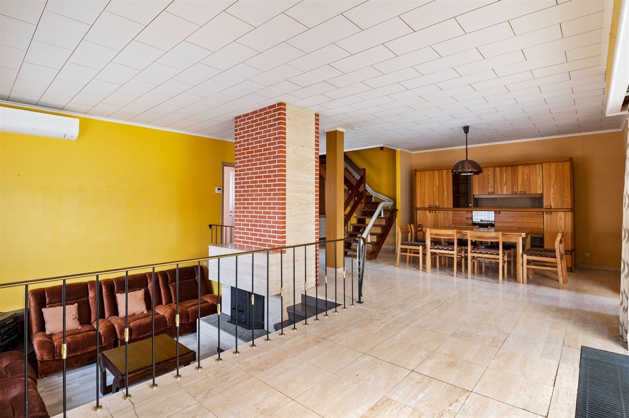 Verrassend ruime woning met 4 slpks en 2 badk te Sint-Katelijne-Waver foto 2