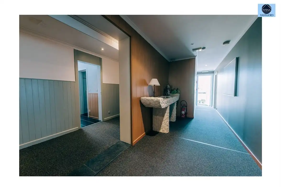 ZEER GOED GELEGEN, GOED DRAAIENDE HORECAZAAK TE VOORDE foto 12