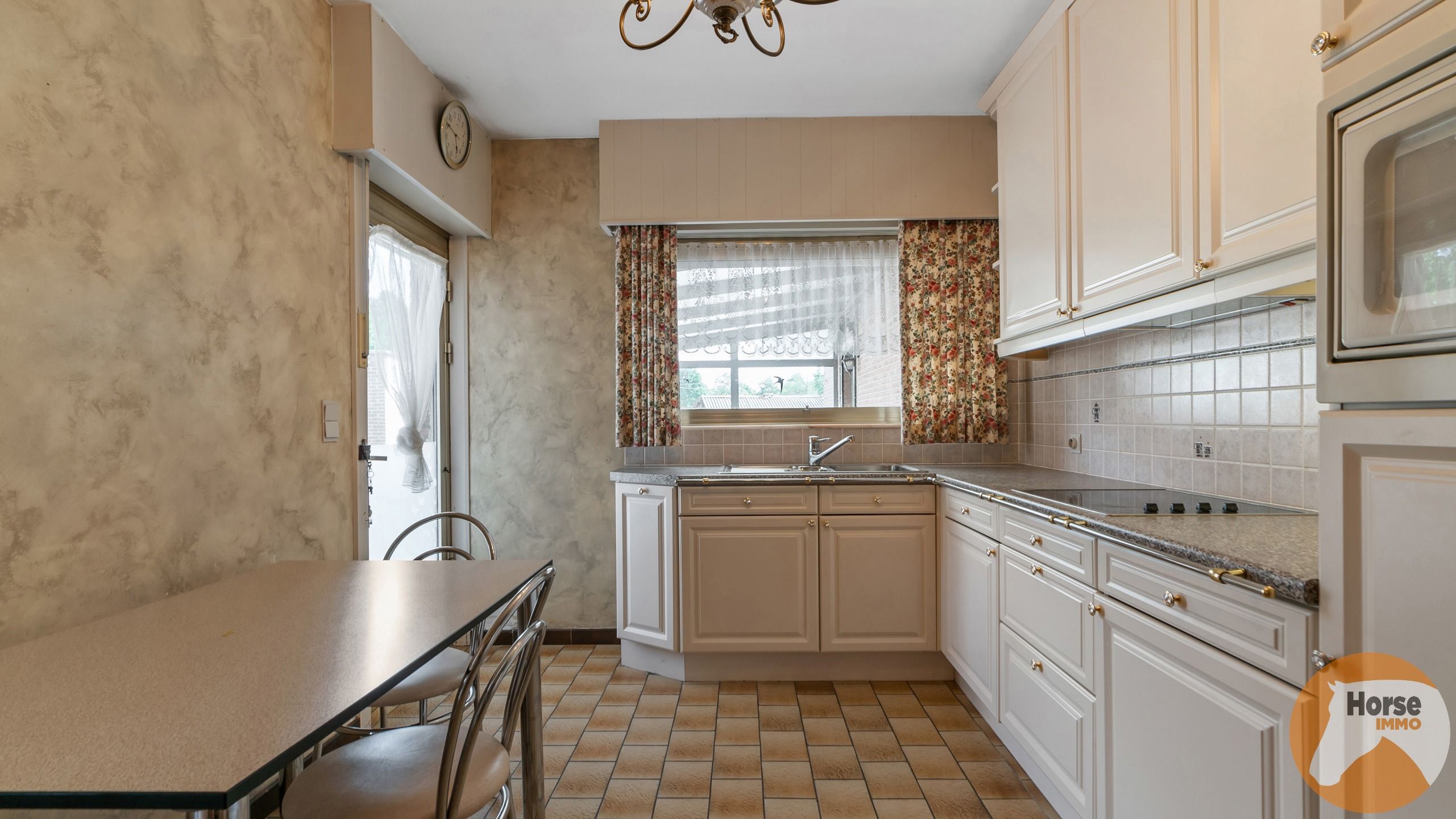NIEUWRODE - Op te frissen woning op +/- 1ha30a foto 12