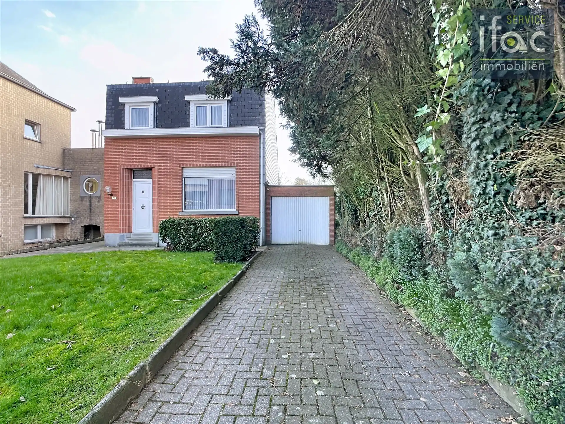 Woning met 3 slaapkamers en ruime tuin foto 2