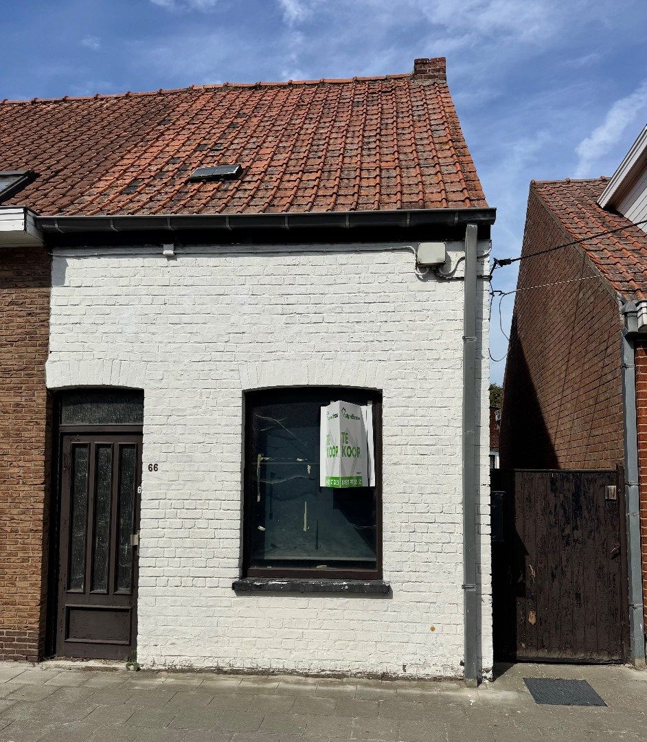 Gedeeltelijk afgebroken woning met potentieel te Koekelare foto 4