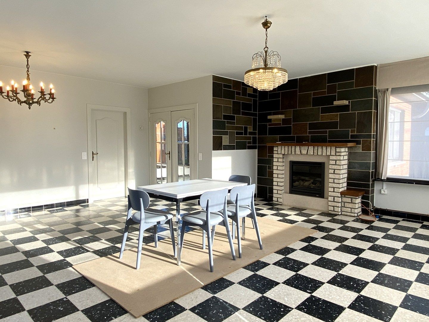 ALLEENSTAANDE WONING MET 2 SLPKS | MET OPSLAGRUIMTE 150 m² foto 4