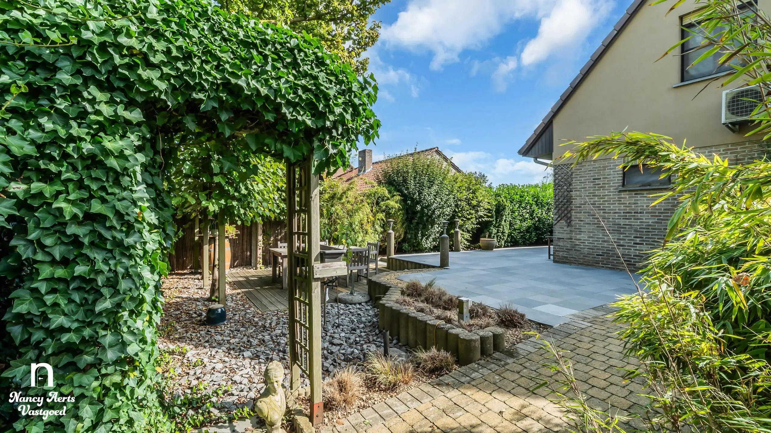 Wonen in alle rust met 4 slpks en gezellige tuin in Paal foto 29