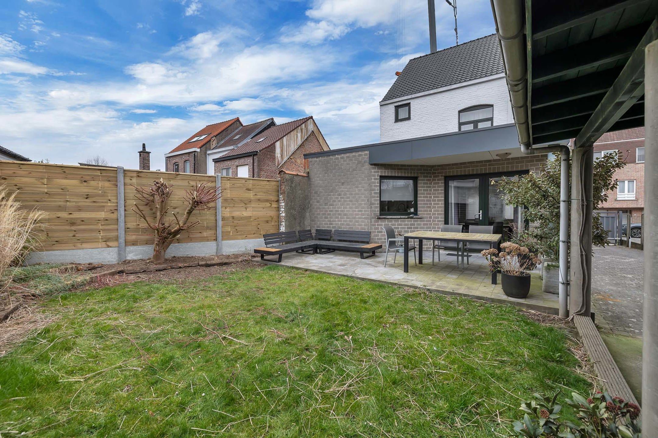 Charmante stadswoning met tuin nabij centrum foto 21
