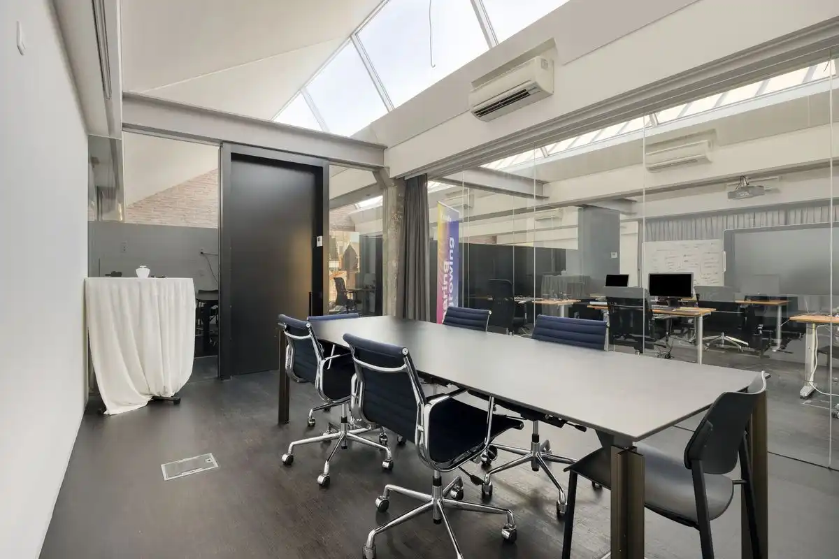 Moderne kantoorruimte op toplocatie nabij E40 en stadscentrum foto 15