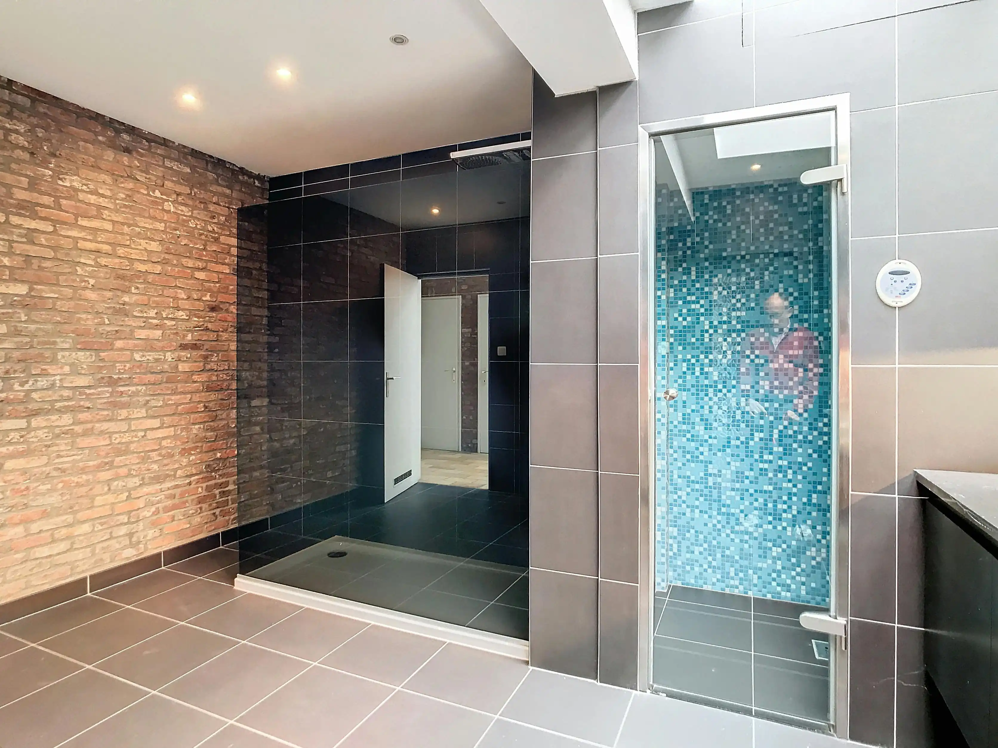 Ruim duplexappartement met handelsruimte centrum Zwijndrecht foto 17