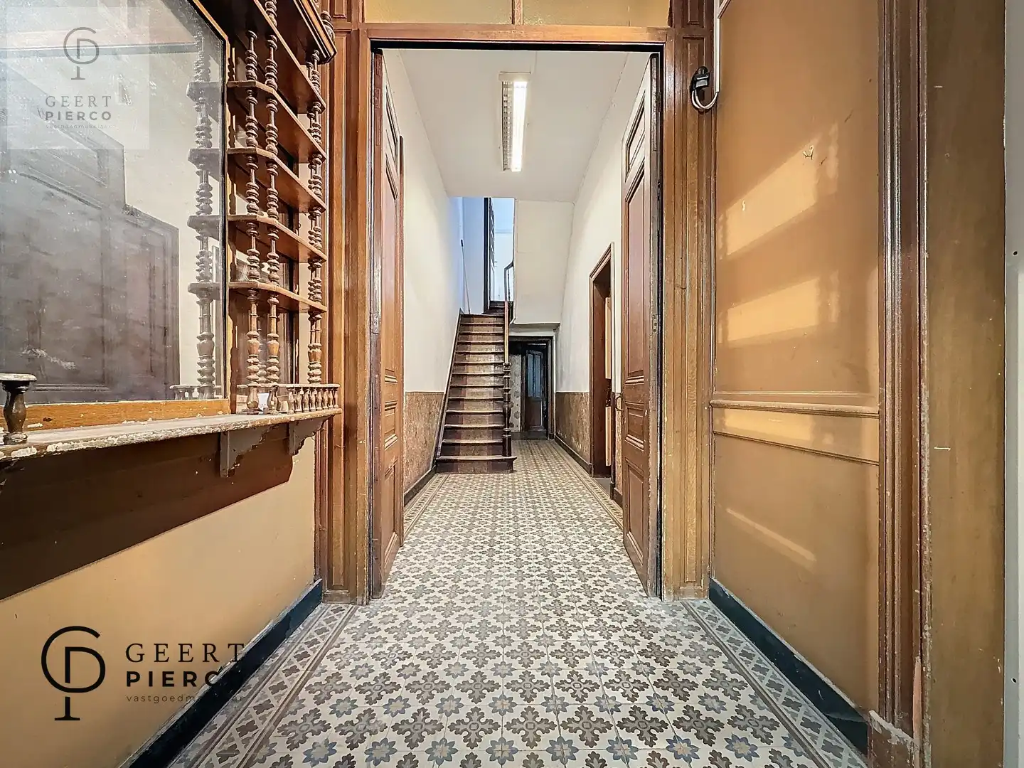 Stijlvol en ruim pand met unieke mogelijkheden in de Stationsstraat foto 7