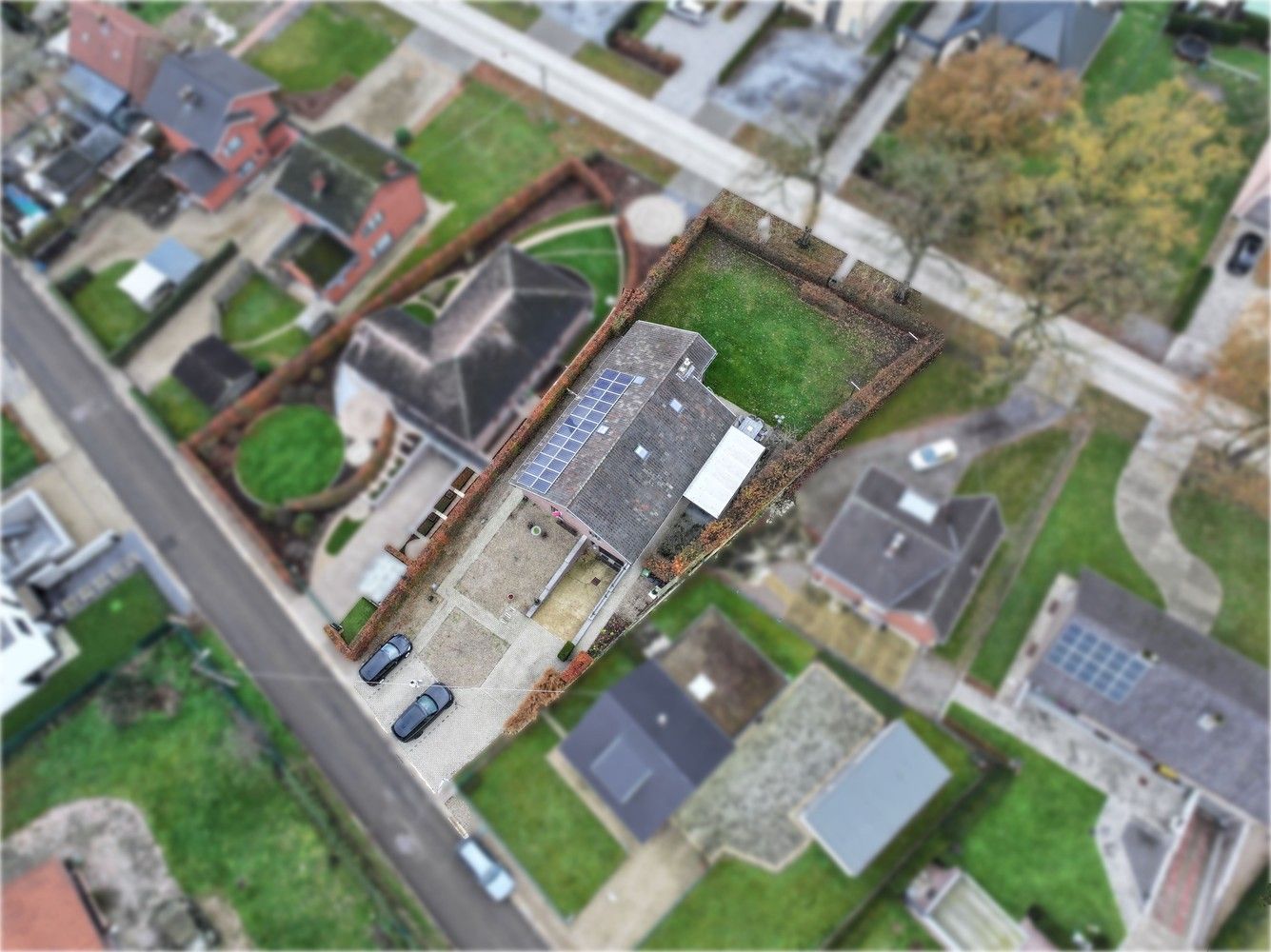 Ruime, charmante bungalow, op een unieke toplocatie in Zutendaal-Wiemesmeer foto {{pictureIndex}}