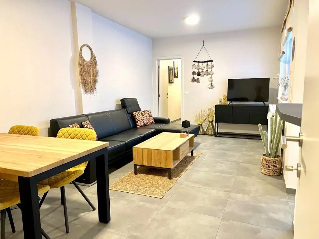 Appartement te huur Dekenijstraat 17 - - 8400 Oostende