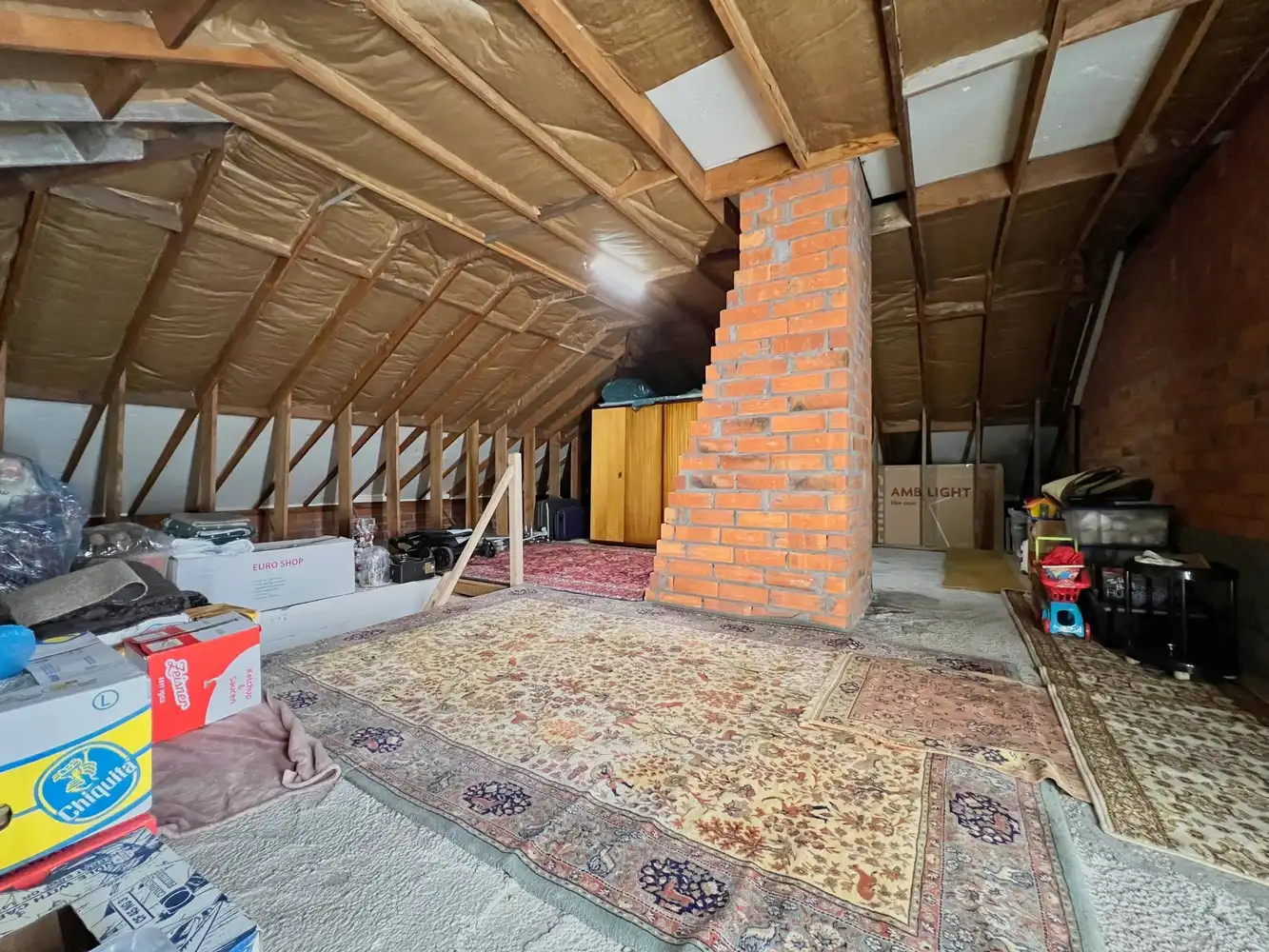 Lichtrijke woning ( slpk + badk op gelijkvloers) +tuin! foto 11