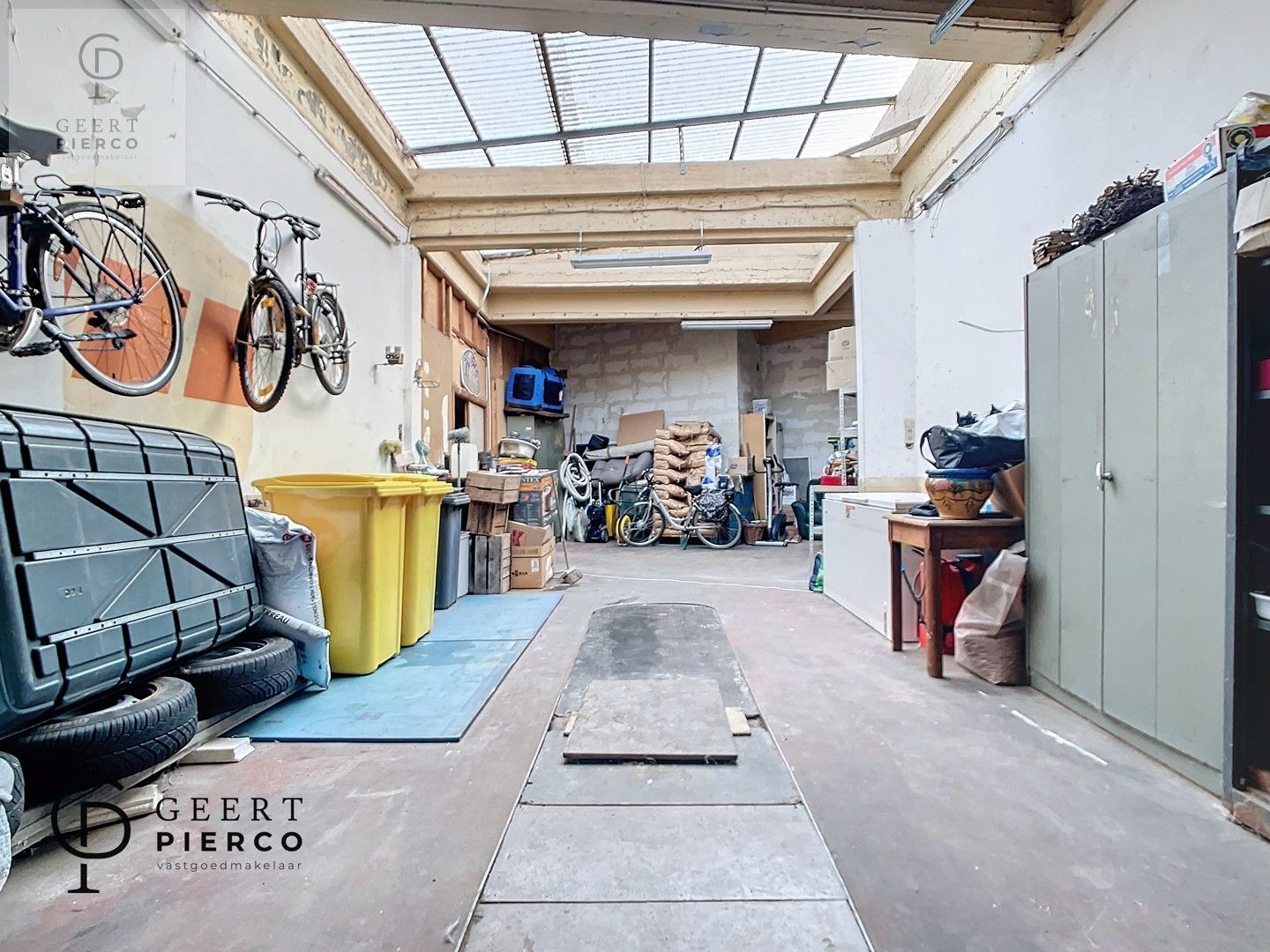 Ruime gezinswoning te Linter met garage foto 13