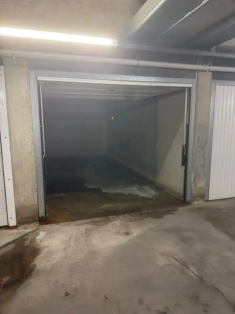 GARAGEBOX VLAKBIJ ZEEDIJK  foto 3