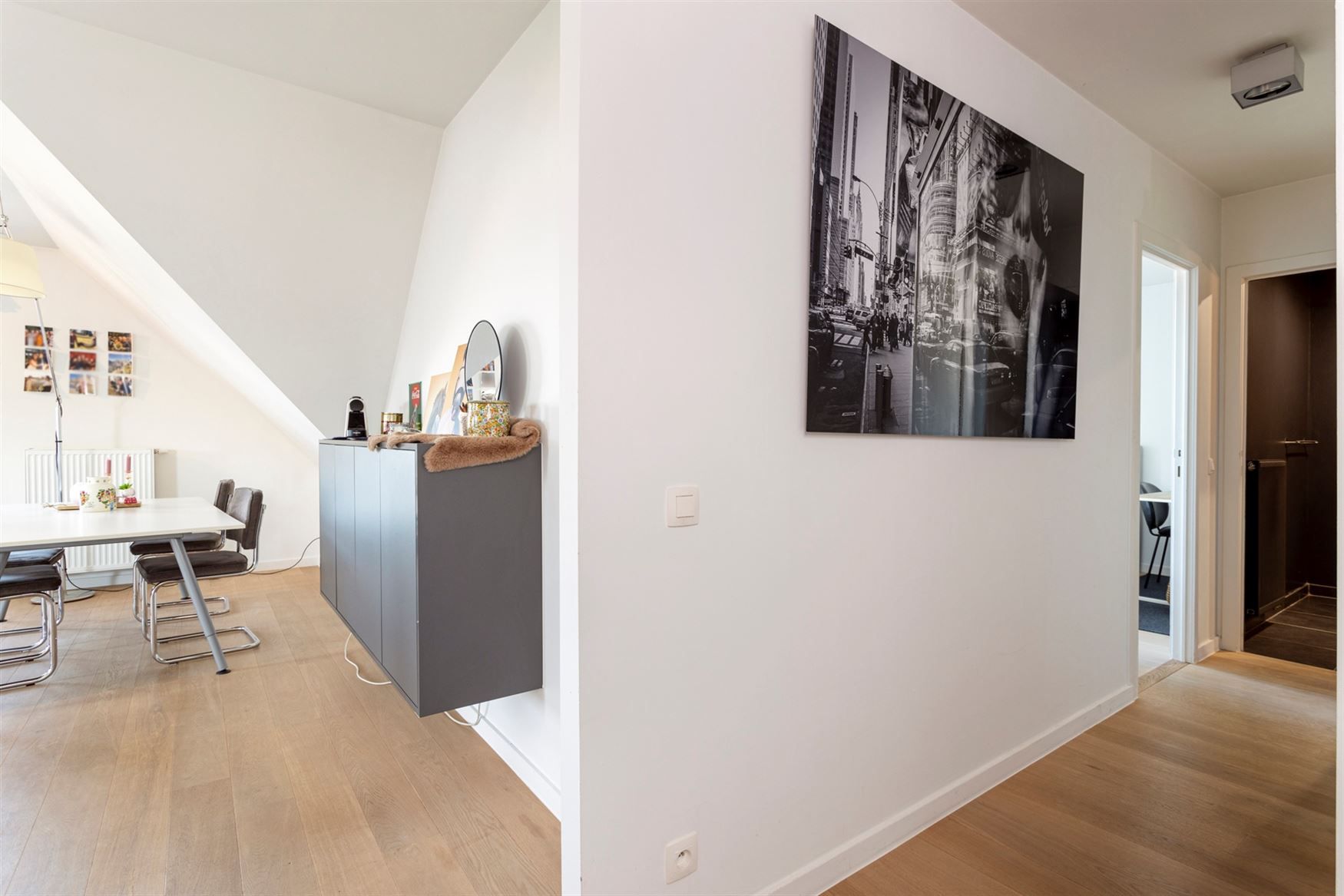 Appartement met groot terras en dubbele garage  foto 8