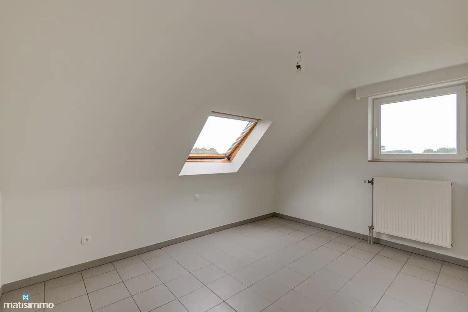 INSTAPKLAAR DUPLEXAPPARTEMENT MET 2 SLAAPKAMERS EN GARAGE NABIJ HET CENTRUM VAN BILZEN foto 9