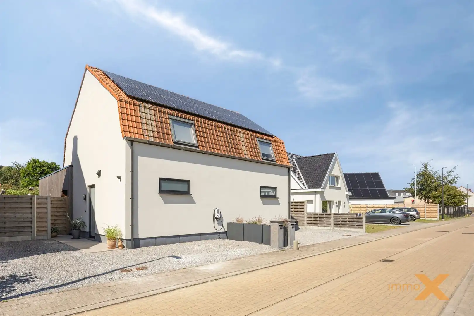 Charmante lichtrijke totaal gerenoveerde woning!! foto 28