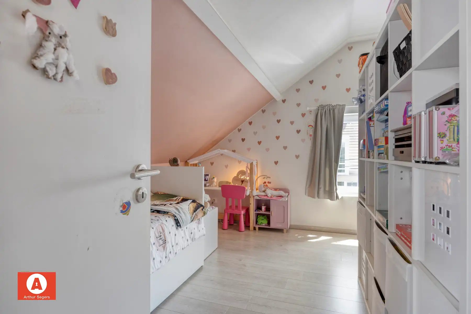 Hedendaags, energiezuinig en ruim dorps-appartement (126 m²) foto 18